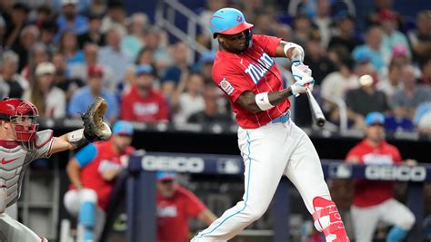 Marlins bring 3-game road win streak into matchup with the Dodgers